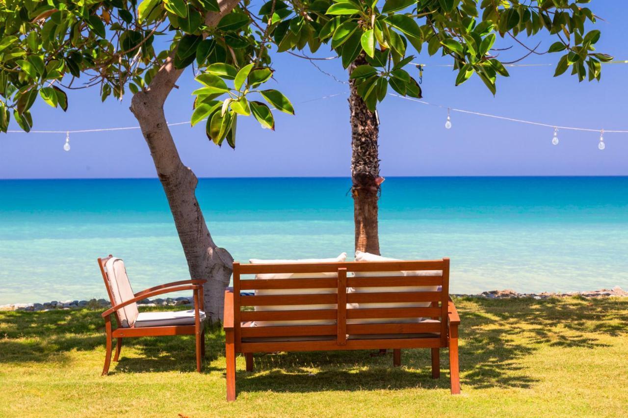 Villa Beach Heaven ポモス エクステリア 写真
